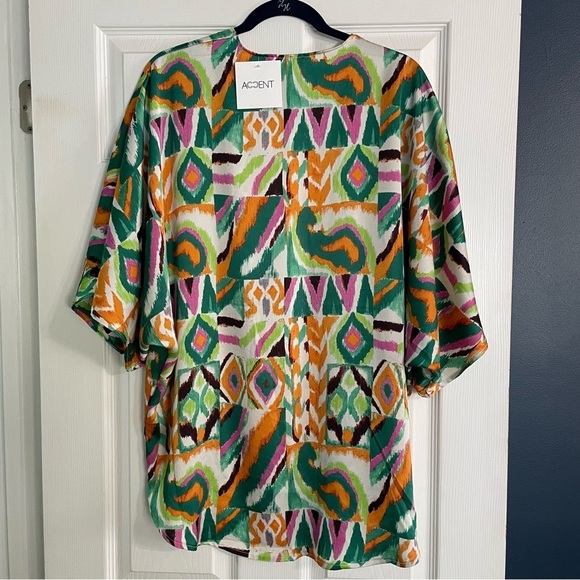 Accent Multi Colored Colorful Shrug - Picture 2 of 4